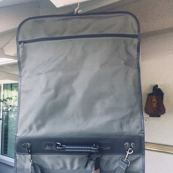 Garment Bag with Shoulder Strap 👌 - Picture 4 of 8